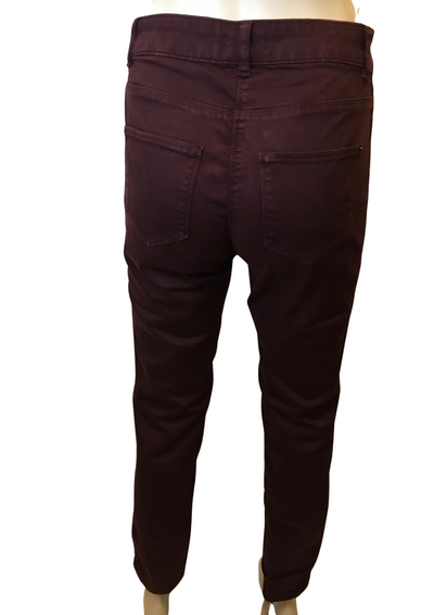 Jean slim aubergine Taille 36