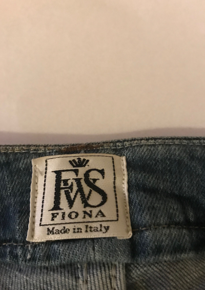 Jean à strass Taille 40 (Neuf)