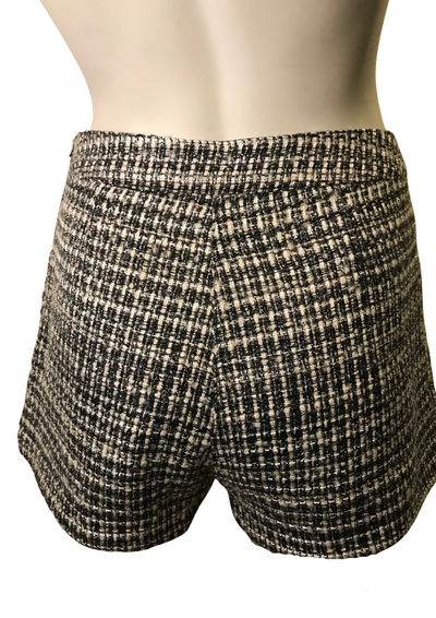 Short en tweed pailleté Taille 40