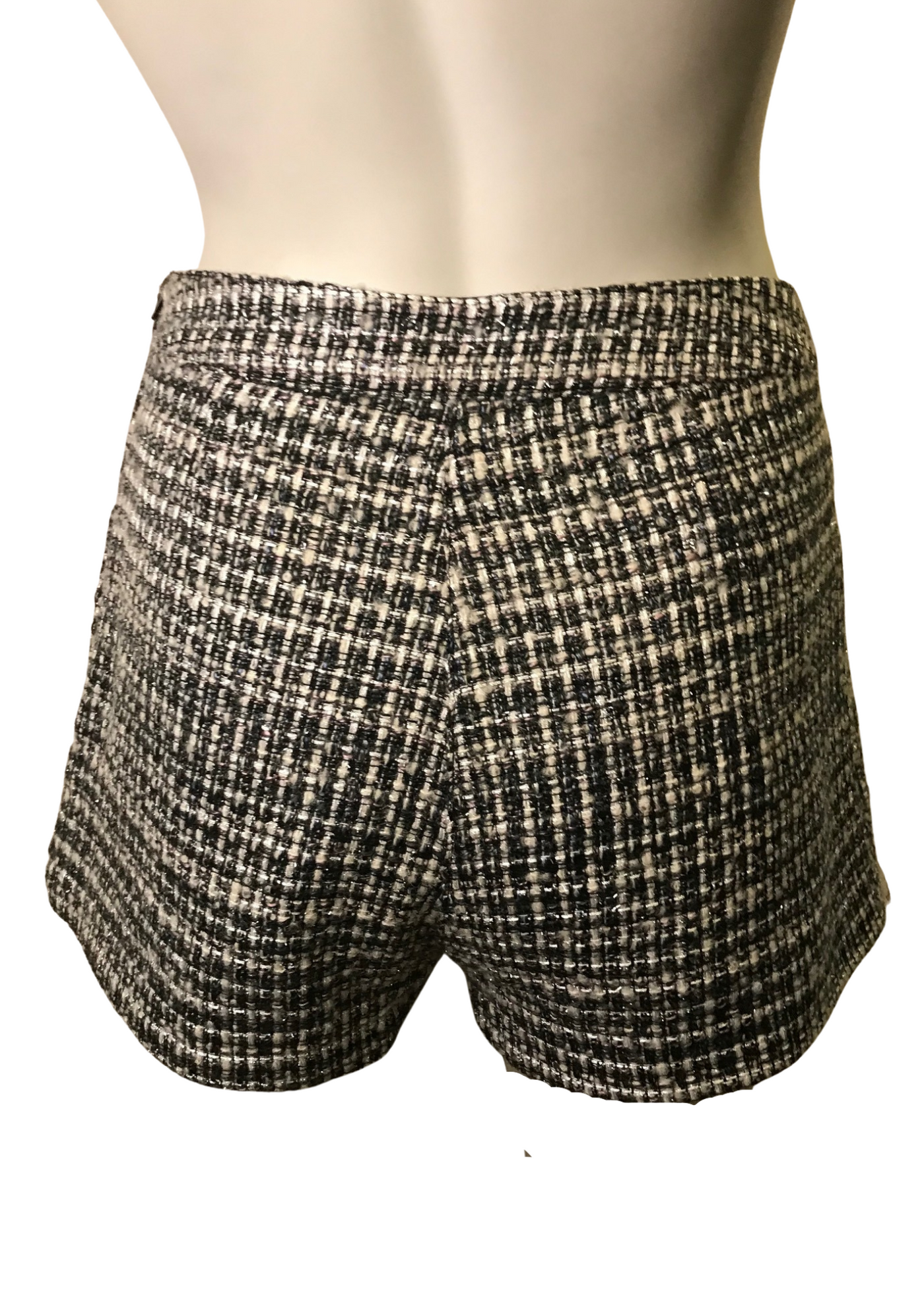 Short en tweed pailleté Taille 40